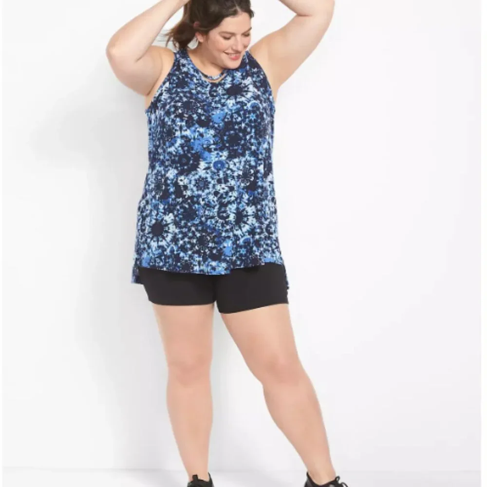 SOLD: Livi Biker Shorts | Size 38/40 | NWT - Picture 2 of 8